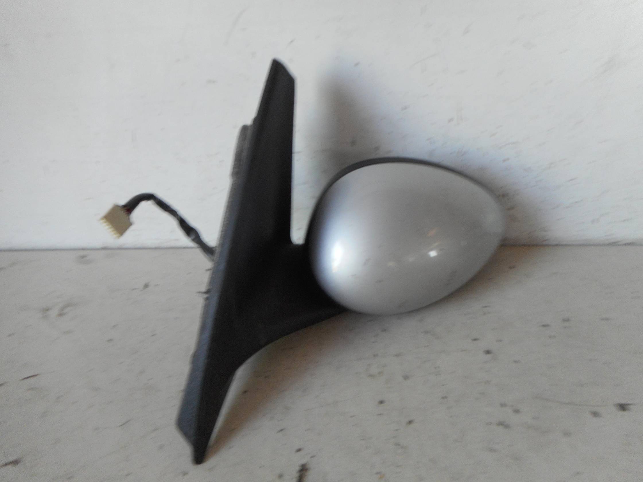 Retrovisore est. regolaz. elettr. sx.